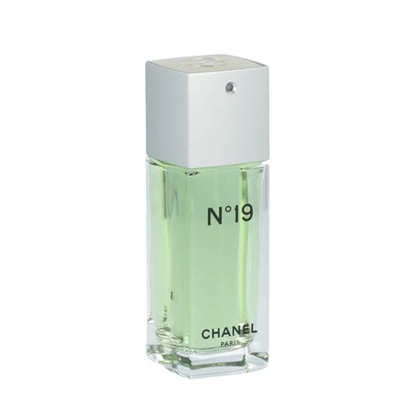 chanel n 19 note olfattive|chanel eau de parfum.